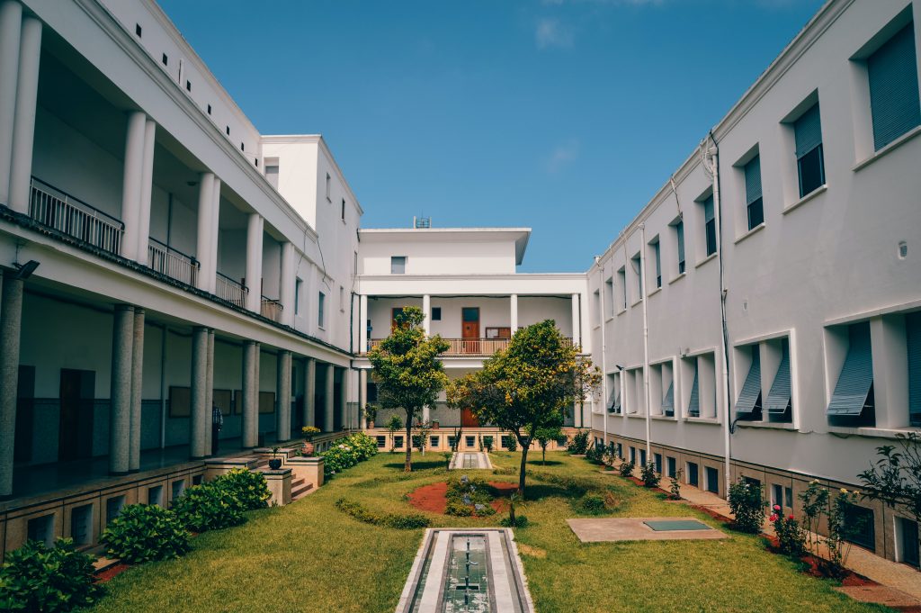 Campuses lenders fund
